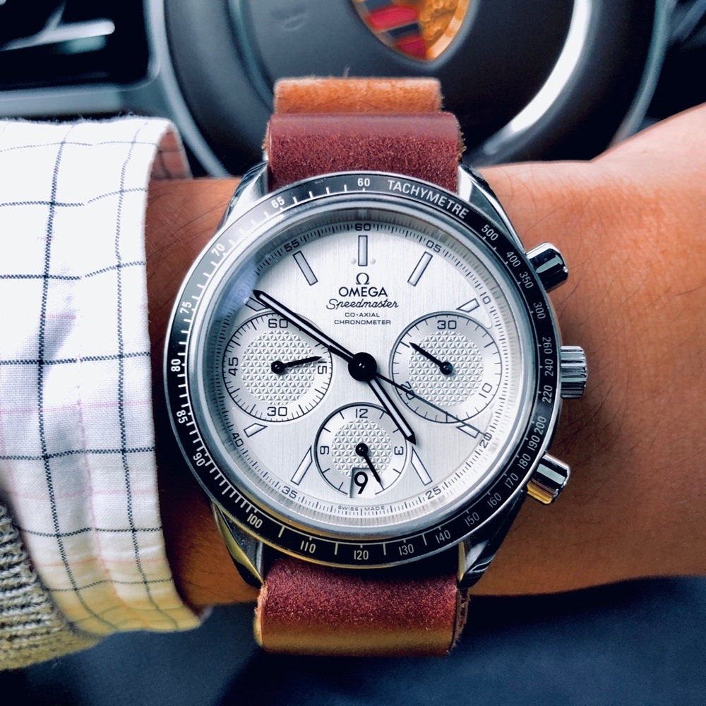 Omega Speedmaster Racing 3300